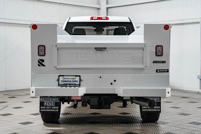 Photo of 2025 Summit White Chevrolet Silverado 3500