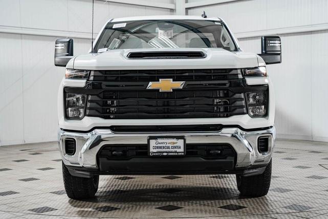 Photo of 2025 Summit White Chevrolet Silverado 3500