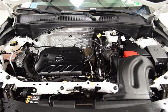 Photo of 2022 Summit White Chevrolet Trailblazer