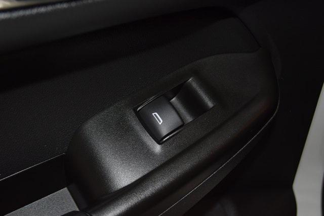 Photo of 2022 Summit White Chevrolet Trailblazer