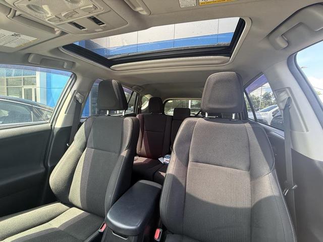 Photo of 2015 Magnetic Gray Metallic Toyota RAV4