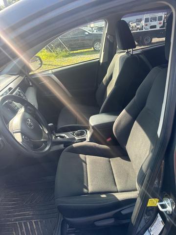 Photo of 2015 Magnetic Gray Metallic Toyota RAV4