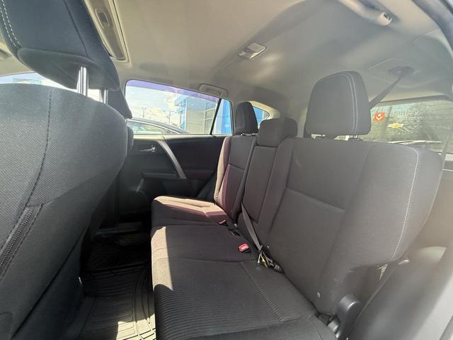 Photo of 2015 Magnetic Gray Metallic Toyota RAV4