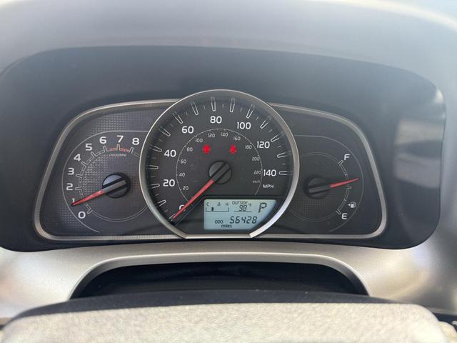 Photo of 2015 Magnetic Gray Metallic Toyota RAV4
