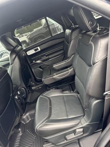 Photo of 2020 Agate Black Metallic Ford Explorer