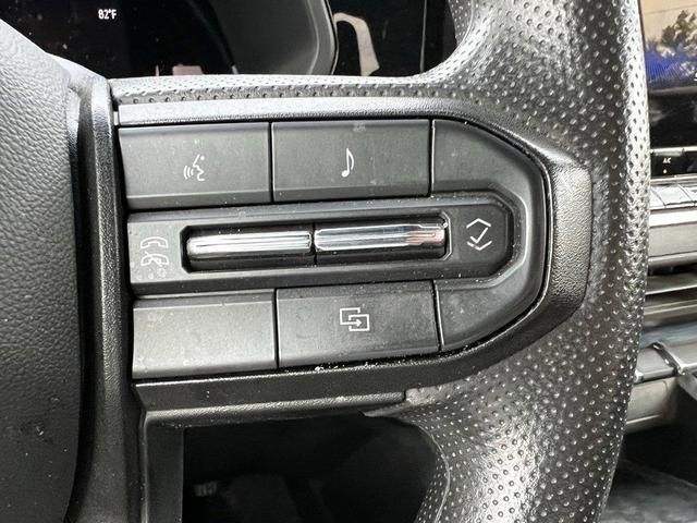 Photo of 2023 Black Chevrolet Colorado