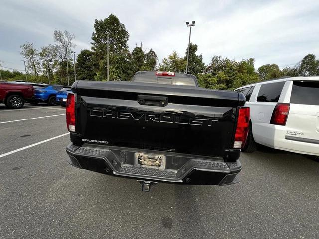 Photo of 2023 Black Chevrolet Colorado