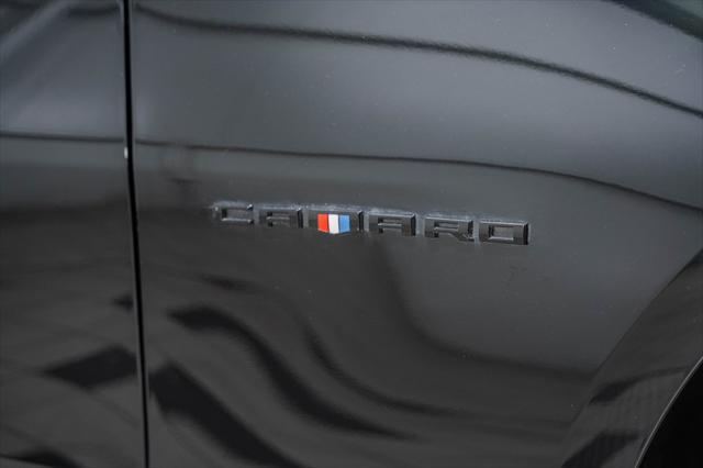 Photo of 2022 Black Chevrolet Camaro