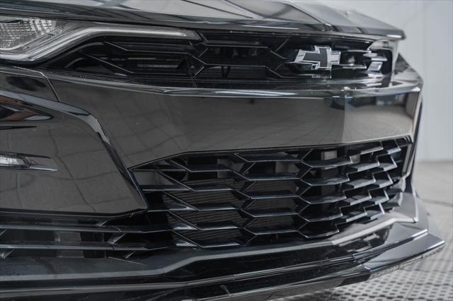 Photo of 2022 Black Chevrolet Camaro