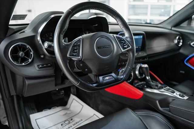 Photo of 2022 Black Chevrolet Camaro