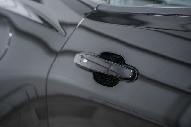 Photo of 2022 Black Chevrolet Camaro