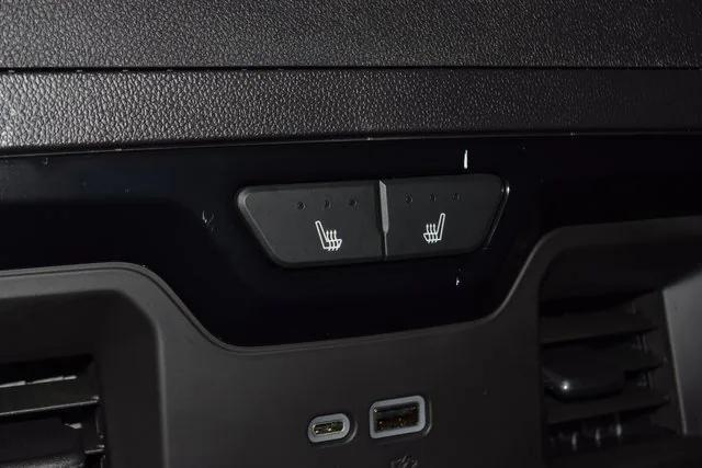 Photo of 2024 Onyx Black GMC Sierra 1500