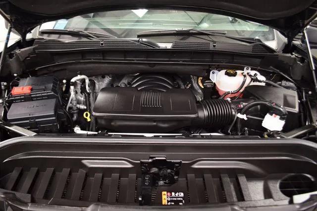 Photo of 2024 Onyx Black GMC Sierra 1500