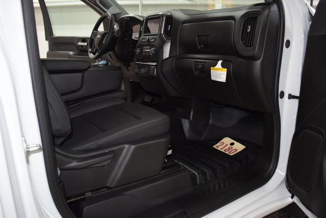 Photo of 2025 Summit White Chevrolet Silverado 3500