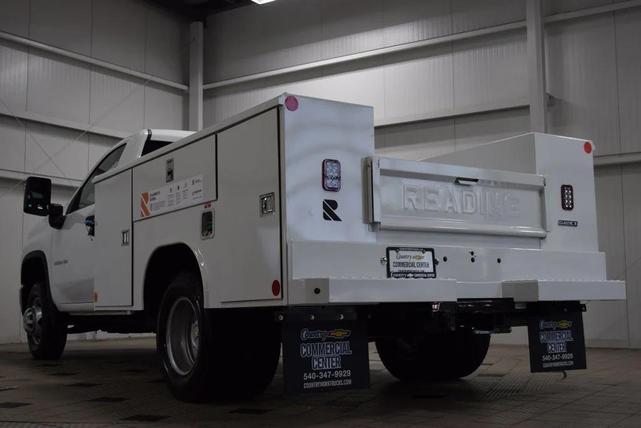 Photo of 2025 Summit White Chevrolet Silverado 3500
