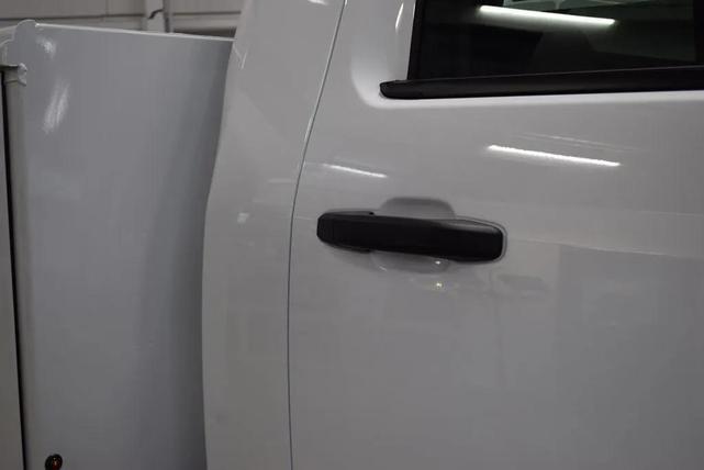 Photo of 2025 Summit White Chevrolet Silverado 3500