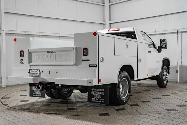 Photo of 2025 Summit White Chevrolet Silverado 3500