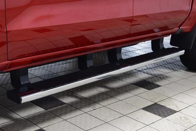 Photo of 2023 Radiant Red Tintcoat Chevrolet Colorado
