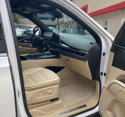 Photo of 2022 Crystal White Tricoat Cadillac Escalade ESV