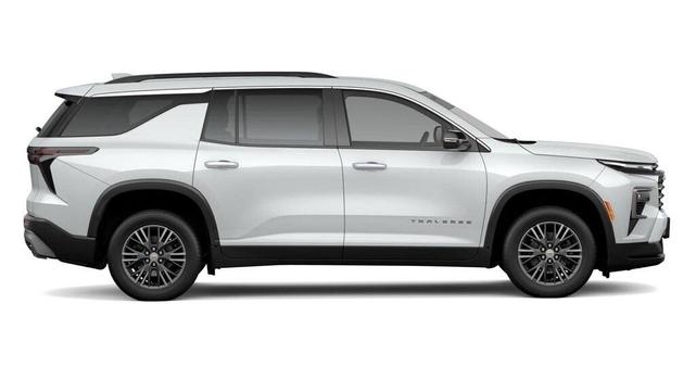 Photo of 2026 Summit White Chevrolet Traverse