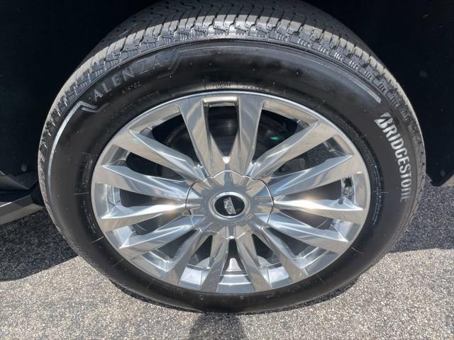 Photo of 2022 Galactic Gray Metallic Cadillac Escalade ESV