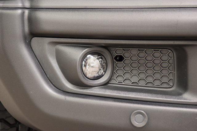 Photo of 2023 Onyx Black GMC Sierra 1500