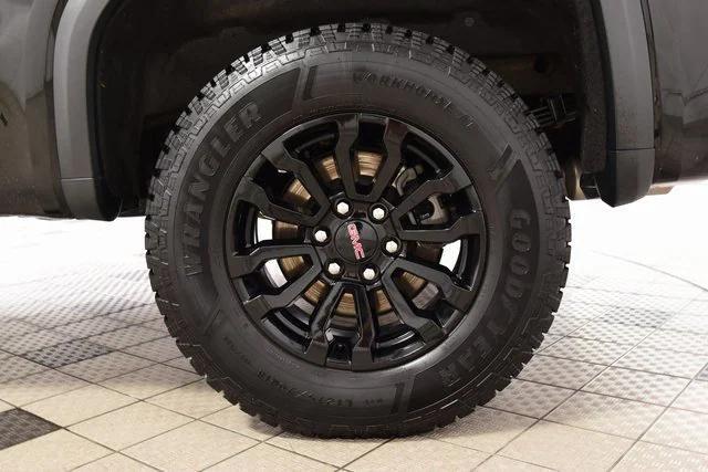 Photo of 2023 Onyx Black GMC Sierra 1500