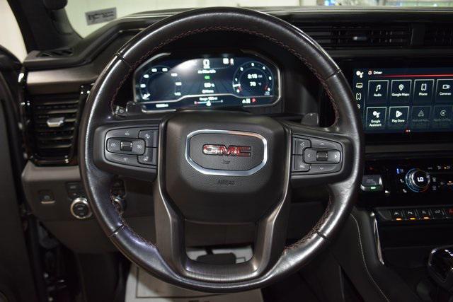 Photo of 2023 Onyx Black GMC Sierra 1500
