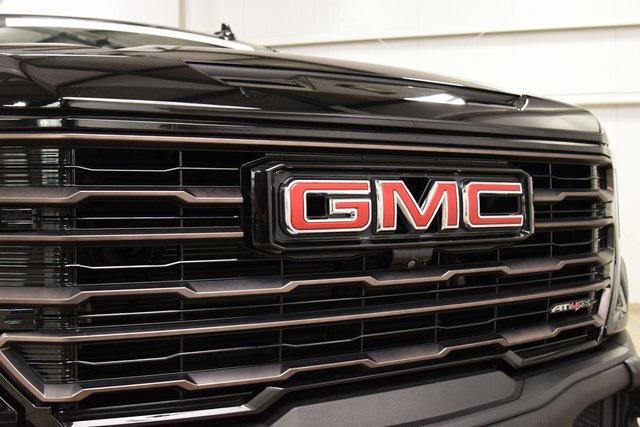 Photo of 2023 Onyx Black GMC Sierra 1500