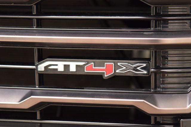 Photo of 2023 Onyx Black GMC Sierra 1500