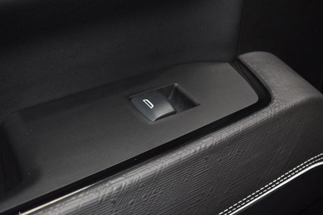 Photo of 2023 Onyx Black GMC Sierra 1500