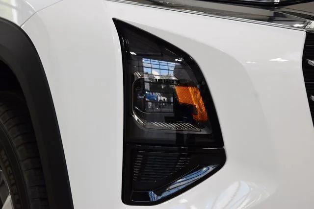 Photo of 2026 Summit White Chevrolet Equinox