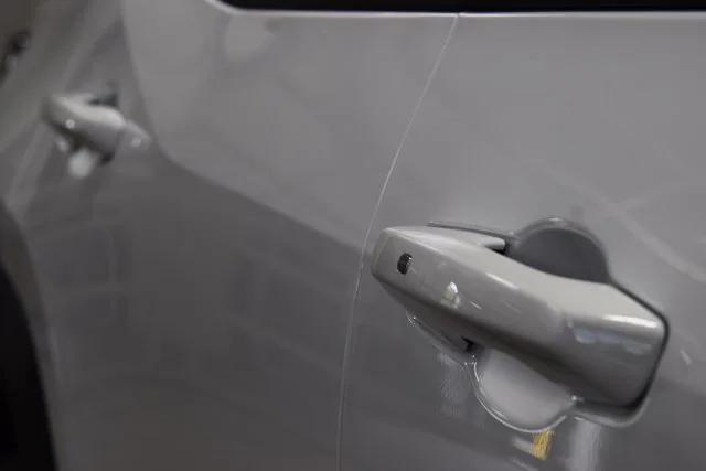 Photo of 2026 Summit White Chevrolet Equinox