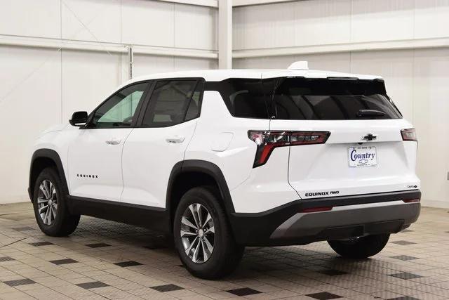 Photo of 2026 Summit White Chevrolet Equinox