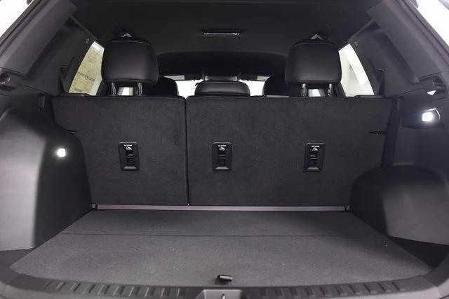 Photo of 2026 Summit White Chevrolet Equinox