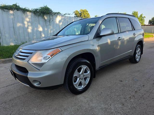 Photo of 2008 Magestic Silver Suzuki XL7