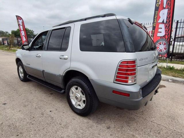 Photo of 2002 Silver Mercury Mountaineer
