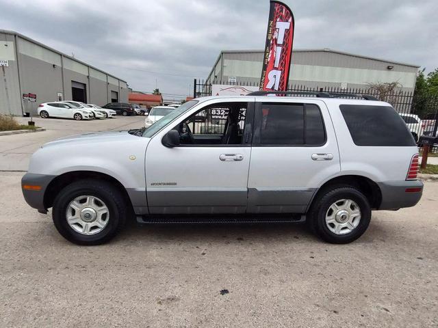 Photo of 2002 Silver Mercury Mountaineer