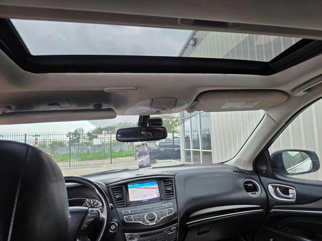 Photo of 2017 Liquid Platinum INFINITI QX60