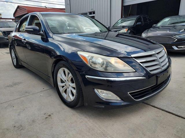 Photo of 2012 Twilight Blue Pearl Hyundai Genesis