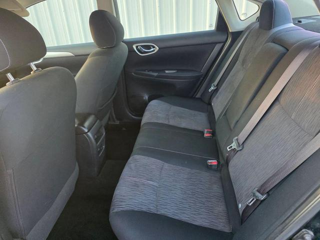 Photo of 2014 Super Black Nissan Sentra