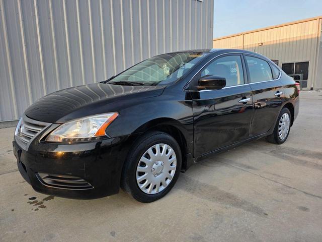 Photo of 2014 Super Black Nissan Sentra