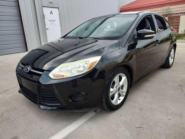 Photo of 2014 Tuxedo Black Metallic Ford Focus