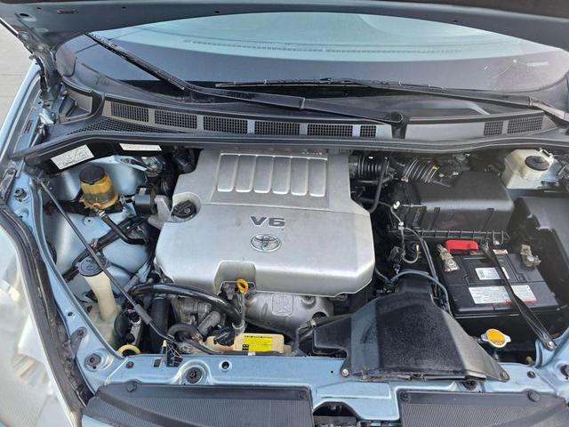 Photo of 2009 Blue Mirage Metallic Toyota Sienna