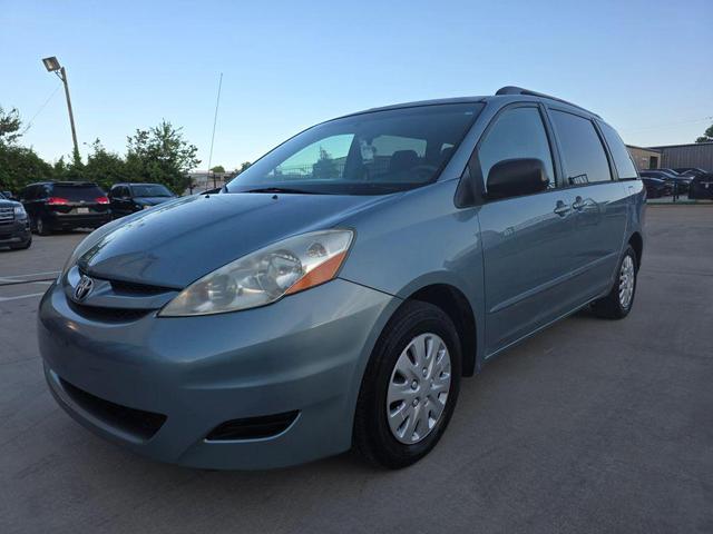 Photo of 2009 Blue Mirage Metallic Toyota Sienna