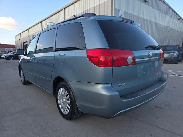 Photo of 2009 Blue Mirage Metallic Toyota Sienna