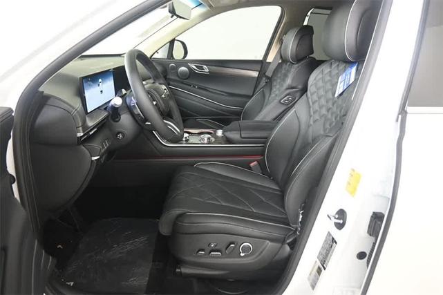 Photo of 2025 White Genesis GV80