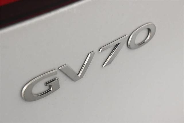 Photo of 2025 White Genesis GV70