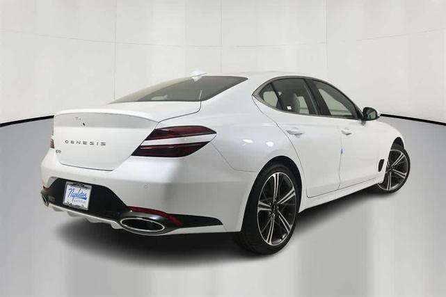 Photo of 2025 White Genesis G70
