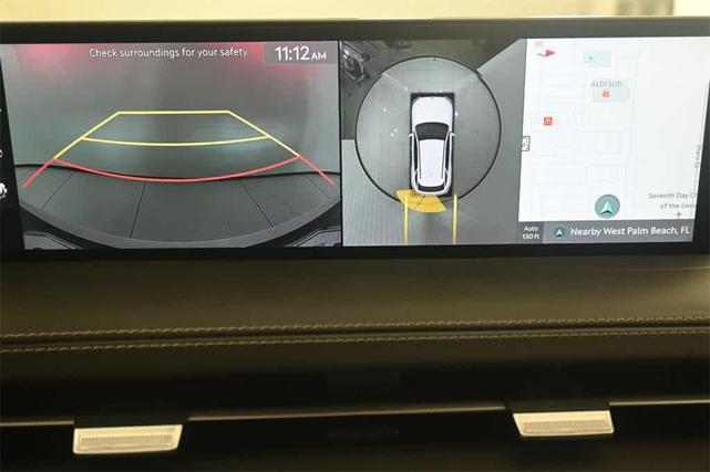 Photo of 2025 White Genesis GV70